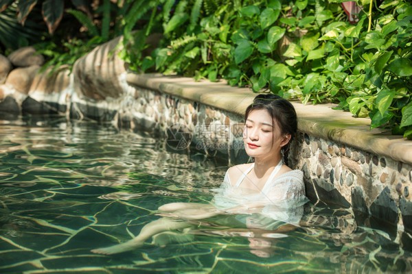 江南风情夜,杭州按摩馆让你放松身心 江南风情夜,杭州按摩馆让你放松身心